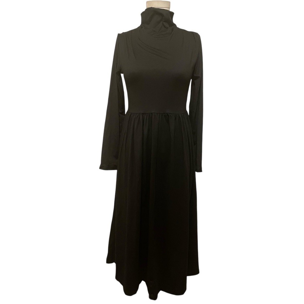 ❤️ Audrey Hepburn Inspired Black Turtleneck Long Sleeved Dress - Picture 7 of 9